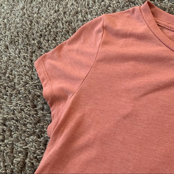 Peachy Pocket Tee - H&M - Picture 5 of 6